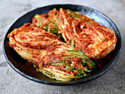 Kim chi là một món ăn biểu tượng của ẩm thực Hàn